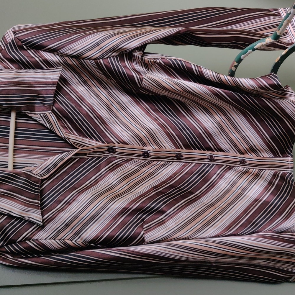 Blue Diamond retro style shirt